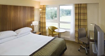 Hilton Cobham -
