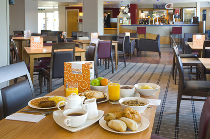Holiday Inn Express London Chingford - Complimentary Buffet Breakfast