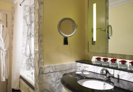 Grosvenor House, A JW Marriott Hotel - Marble Bathroom