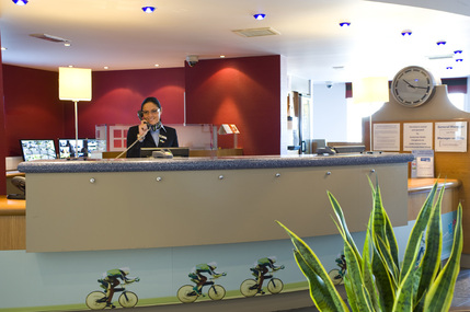 Holiday Inn Express London Chingford - Reception