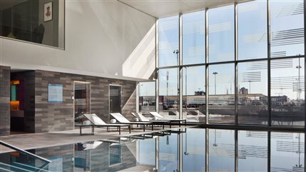 Aloft London ExCeL - Splash pool