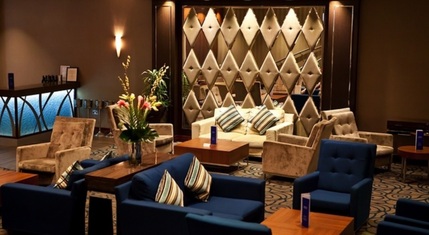 Kensington Close Hotel & Spa - Lounge Bar