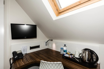Chiswick Rooms - Desk