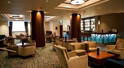 Kensington Close Hotel & Spa - Lounge Bar