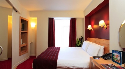 Kensington Close Hotel & Spa - Double Room
