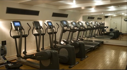 Kensington Close Hotel & Spa - Emotion Leisure Club (daily charges per person apply)