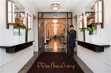 The Wellesley Hotel - Entrance