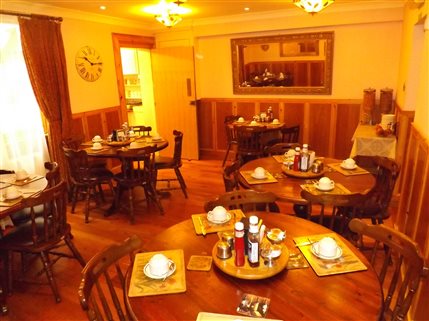 The Fairway Hotel London - Breakfast Room