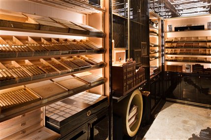 The Wellesley Hotel - Cigar Humidor