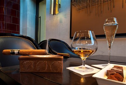 The Wellesley Hotel - Cigar Terrace