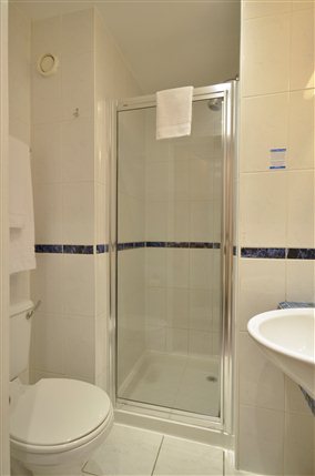 Princes Square Hotel London - Bathroom