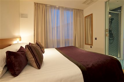 Go Native Kensington Apartments -