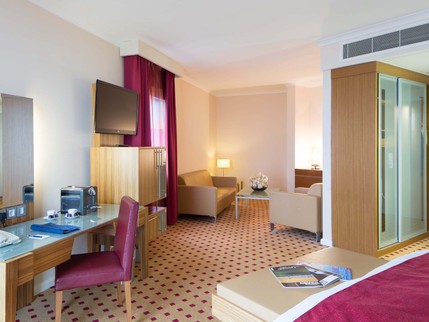 Radisson BLU Hotel London Stansted Airport -