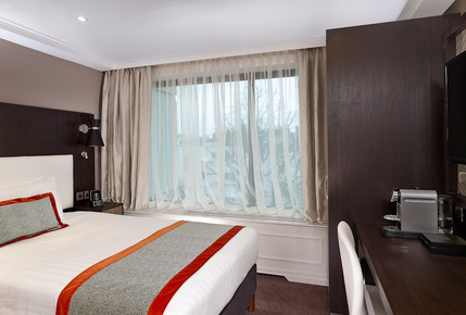 DoubleTree by Hilton London Hyde Park -