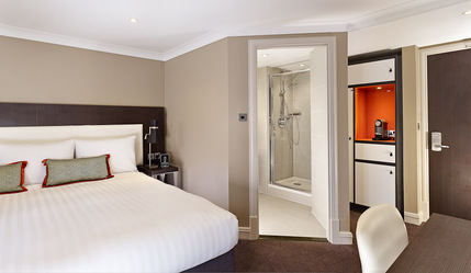 DoubleTree by Hilton London - Ealing -