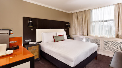 DoubleTree by Hilton London - Ealing -