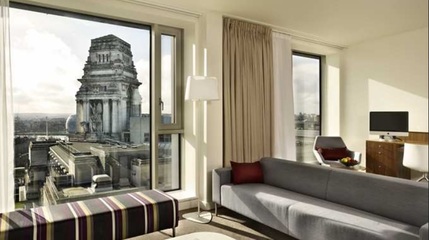 DoubleTree by Hilton Tower of London - Suite