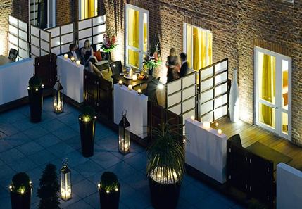 Marriott Hotel Grosvenor Square - Garden View Suite – Outside Space