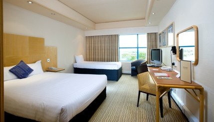 Sandman Signature London Gatwick Hotel - Double + Single