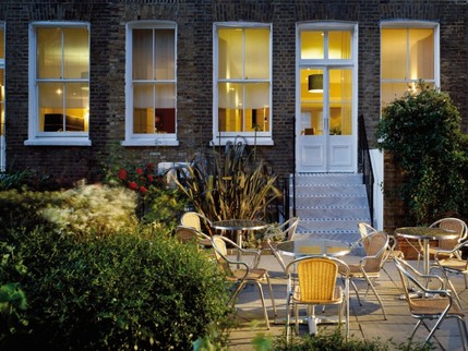 K + K Hotel George - Garden