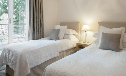 Europa House Apartments London - 2 Bedroom Apartment