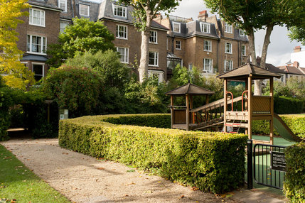 Europa House Apartments London - Communal Garden Play Area