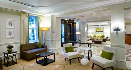 Hilton London Green Park Hotel - Lobby