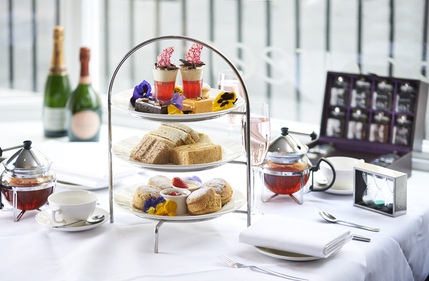 Hilton London Green Park Hotel - Afternoon Tea