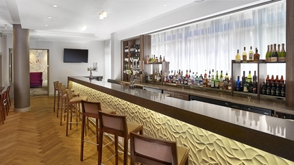 DoubleTree by Hilton London - Islington - Bar