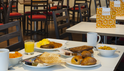 Holiday Inn Express London- Vauxhall Nine Elms - Complimentary buffet breakfast
