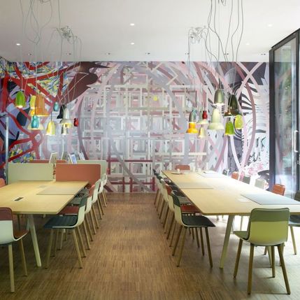 CitizenM London Bankside - Living room work area with iMacs available