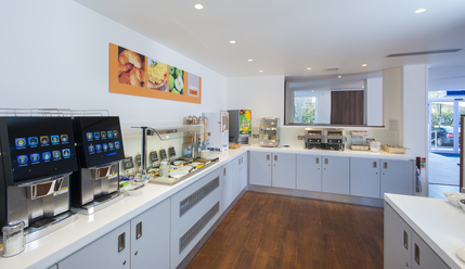 Holiday Inn Express London- Vauxhall Nine Elms - Buffet breakfast