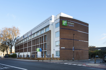 Holiday Inn Express London- Vauxhall Nine Elms - Exterior