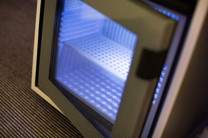 Henley House Hotel London - Mini fridge for guest use