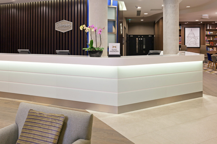 Hampton by Hilton London Waterloo - Front Desk