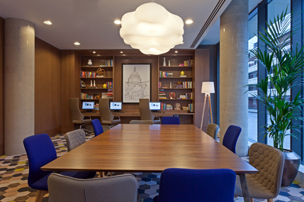 Hampton by Hilton London Waterloo - Work Zone