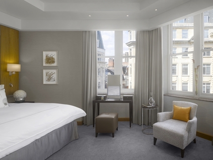 Conrad London St. James - Junior Suite