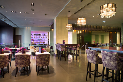 The Cumberland Hotel - a Guoman Hotel - Momentus Bar