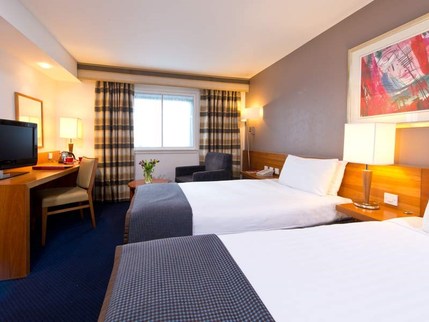 Leonardo Hotel London Heathrow Airport - ExecutiveTwin Room