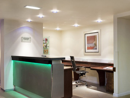 Leonardo Hotel London Heathrow Airport - Business centre