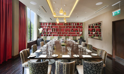 Hilton London Olympia Hotel - Society private dining area