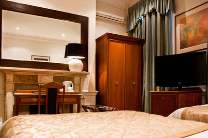 Staunton Hotel London -