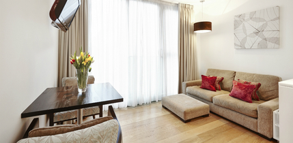 Go Native London Bridge Apartments - Apartment