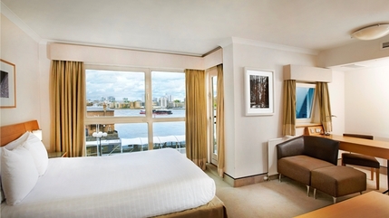 DoubleTree by Hilton Hotel London - Docklands Riverside - Guest room