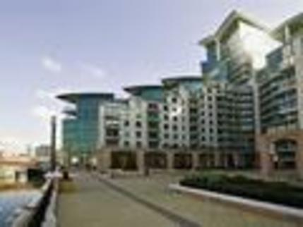 Images for St George Wharf Apartments hotel deals | LondonTown.com
