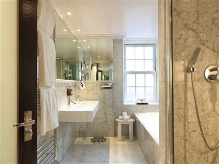 Radisson Blu Edwardian Berkshire Hotel -