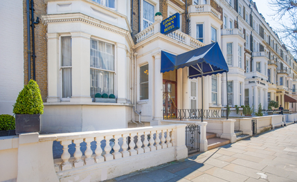 London Town Hotel - Exterior