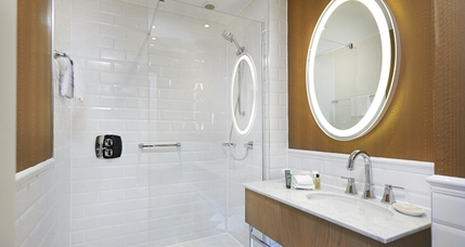 Hilton London Hyde Park Hotel - Bathroom