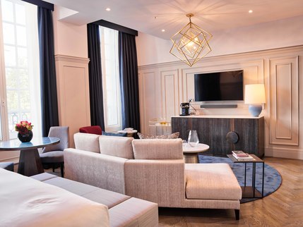 The Trafalgar St. James London, Curio Collection by Hilton -