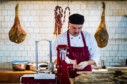 Park Plaza Victoria Hotel London - TOZI Restaurant & Bar